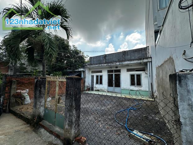 🌈BÁN NHÀ Thạnh Lộc 41 112m2 ngang khủng 7m giá chỉ 3,5 tỷ💵
✅Diện tích ngang 7 x 16m