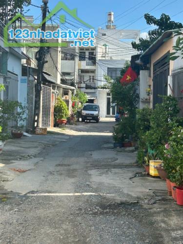 Cần bán Nhà siêu đẹp, DT: 9,7m x 19m – TRƯỜNG CHINH, Q12, HXH, Chỉ 6.x tỷ