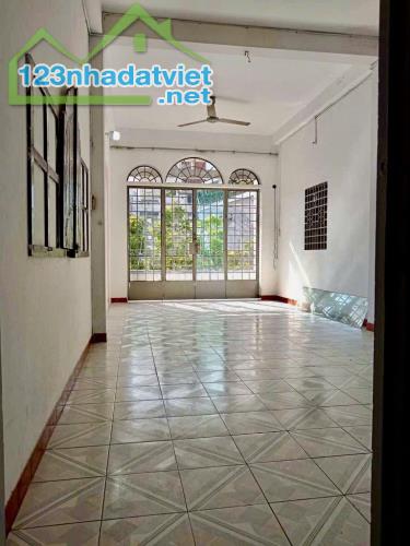 Cho thuê nhà 2 mặt tiền Lũy Bán Bích 68m², 2Lầu - GẦN NGÃ TƯ HÒA BÌNH - 4