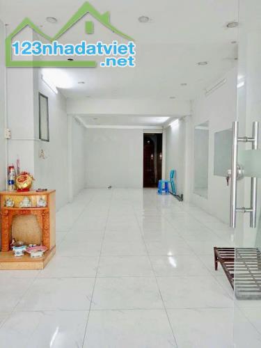 Cho thuê nhà 2 mặt tiền Lũy Bán Bích 68m², 2Lầu - GẦN NGÃ TƯ HÒA BÌNH - 1