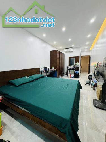Bán Nhà 2 Mặt Ngõ Tạ Quang Bửu. Hai Bà Trưng. Ô Tô. DT 77m2. MT 3,4m. 4 Tầng. Giá 22,2 Tỷ. - 2