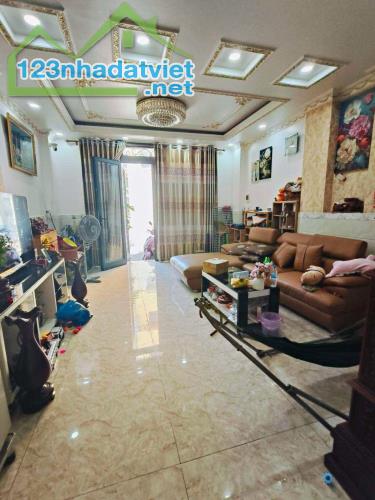 NHÀ MẶT TIỀN TẠ QUANG BỬU, Q8, 50M2, 3 TẦNG, Ô TÔ TỚI CỬA, NHỈNH 4 TỶ - 1