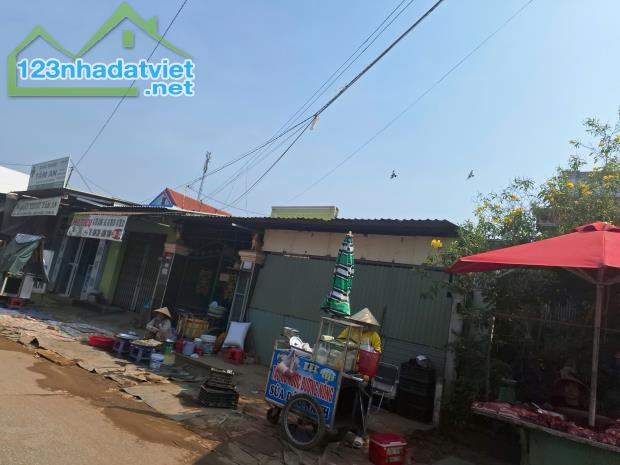 Nhà trệt 7.7x34m mặt tiền đường Lê Văn Lương nối dài (826C) ấp 4 Long Hậu giá 7.2 tỷ