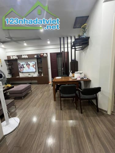 Căn hộ Sunrise Tower 187 Nguyễn Lương Bằng  tầng cao view đẹp 3PN 2VS cửa TN bc ĐB 8.3 tỷ.