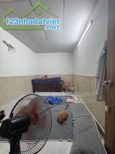 # Nhà Kiệt Thẳng gần MT Dũng Sĩ Thanh Khê, 70m2, ngang 5.2, sạch đẹp, 2.55 tỷ - 4