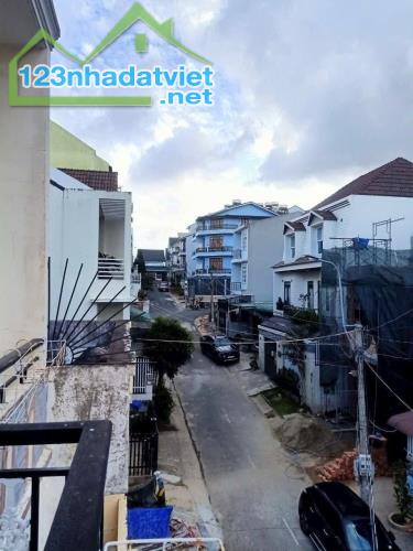 Cần Bán Gấp Nhà 3 tầng giá tốt KQH Trần Anh Tông, Đà Lạt 72m2 giá chỉ 6.5 tỷ - 4