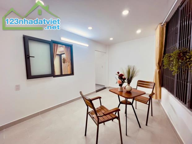 Bán nhà giá rẻ - Gần trung tâm thương mại WINCOM - Gò vấp - Giá 4.75 Tỷ - 3