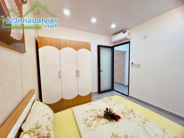 Bán nhà giá rẻ - Gần trung tâm thương mại WINCOM - Gò vấp - Giá 4.75 Tỷ - 4