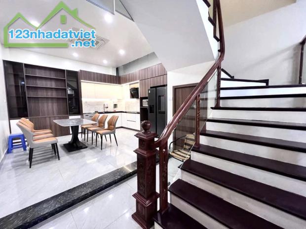 Phân lô, ô tô, Đại Kim, 55m2 x 5 tầng, 10,2 tỷ - 2