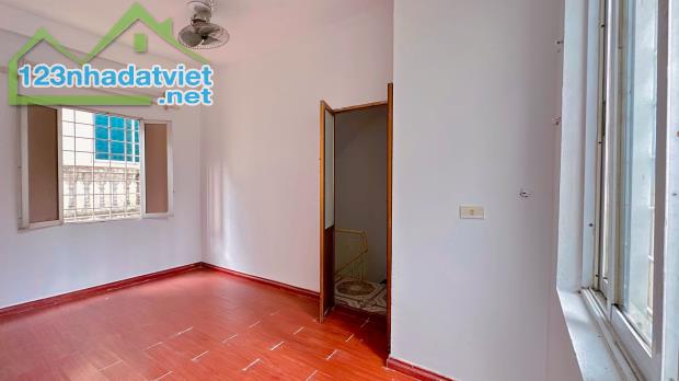 Bán nhà riêng tại Đại Từ, 3 tỷ, 25 m2, 3PN, 3WC, 4 tầng, mặt tiền 4m - 1