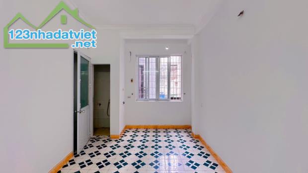 Bán nhà riêng tại Đại Từ, 3 tỷ, 25 m2, 3PN, 3WC, 4 tầng, mặt tiền 4m - 4