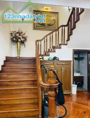 BÁN NHÀ PHÂN LÔ TRUNG HOÀ CẦU GIẤY, ÔTÔ TRÁNH, VỈA HÈ RỘNG, KINH DOANH, 105M2 CHỈ 27 TỶ 9 - 3