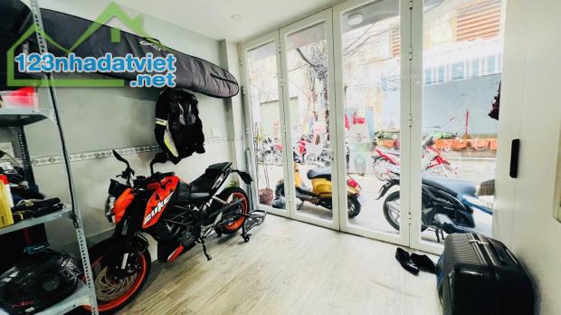 Quận 5Nhà Mới Đẹp Full Nội Thất-HXH Trần Hưng Đạo 49m 3PN Chỉ 8.15Tỷ Còn TL