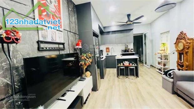 Quận 5Nhà Mới Đẹp Full Nội Thất-HXH Trần Hưng Đạo 49m 3PN Chỉ 8.15Tỷ Còn TL - 3