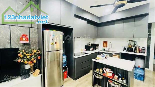 Quận 5Nhà Mới Đẹp Full Nội Thất-HXH Trần Hưng Đạo 49m 3PN Chỉ 8.15Tỷ Còn TL - 4
