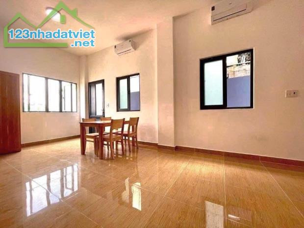 BÁN NHÀ  14 CHDV MỚI CÓN -131M2 - 4 TẦNG - 1 MẶT BẰNG KINH DOANH - PCCC ĐẦY ĐỦ - P16 - GÒ - 2