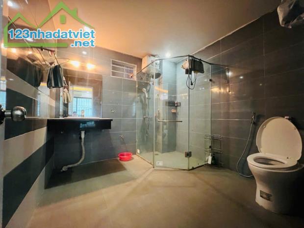 BÁN NHÀ HOÀNG MAI, TẶNG FULL NỘI THẤT, Ô TÔ ĐỖ CỔNG, 50M2 GIÁ CHỈ 9 TỶ - 5