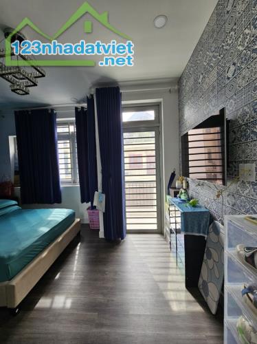 MẶT TIỀN KDC LÊ BÔI, TRỊNH QUANG NGHỊ P7 Q8 - 4 TẦNG BTCT 4,5X13,5 VUÔNG A4 - CHỈ 5,95 TỶ - 3