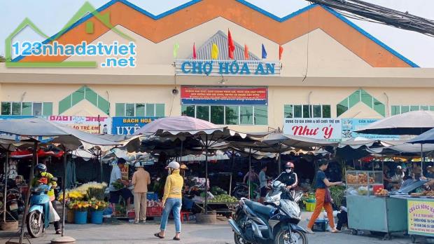 Nhà sổ riêng 2.15 tỷ/105 m2 gần chợ Hóa An