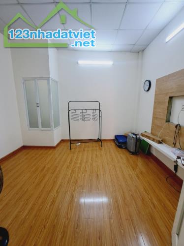 Bán nhà gần Nguyễn Sơn, Tân Phú, hẻm bagac, 4x13, 3 tầng, chỉ nhỉnh 5 tỷ