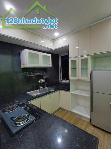 BÁN NHÀ TÂN PHÚ 52m 2 TẦNG BTCT 3PN KÊNH TÂN HÓA GẦN ĐẦM SEN 4.7 TỶ - 3