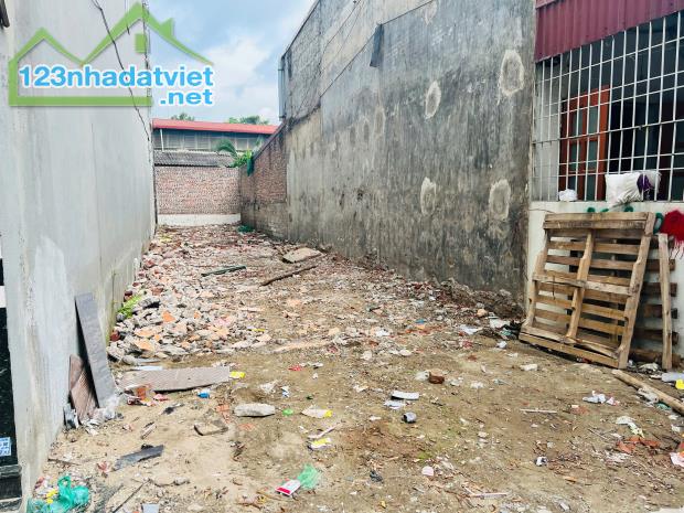 Bán lô đất ngay cạnh trường cấp 3 Hồng Bàng  80m giá chỉ có 3,1x tỷ  LH 0979087664 - 3