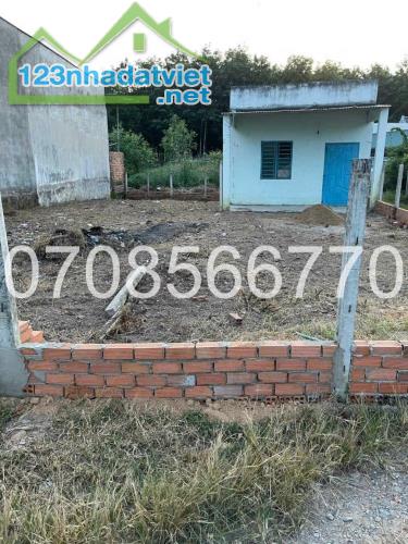 Lô đất vàng gần chợ Bình Chánh 5 phút xe cần đổi chủ, DT 80 m2, chỉ nhỉnh 1 tỷ 3 - 2