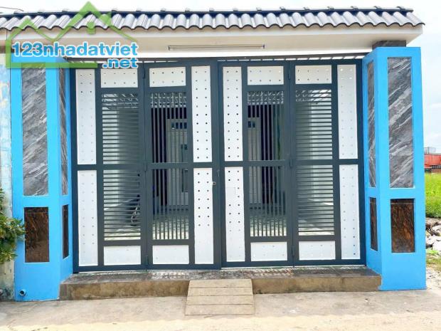 BÁN NHÀ CẤP 4 ấp BÌNH HỮU , ĐỨC HÒA THƯỢNG , 5X43=218m2 giá 1 tỷ 700. - 4