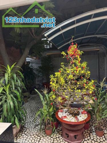🏡🏡 HÀNG VIP BIỆT THỰ SANG XỊN MỊN - 2 MẶT TIỀN - ĐƯỜNG TRƯỚC 8 M SAU 4 M