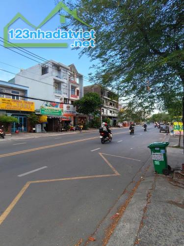 MẶT TIỀN KINH DOANH MAN THIỆN - SÁT LÊ VĂN VIỆT - TNPA 329m2