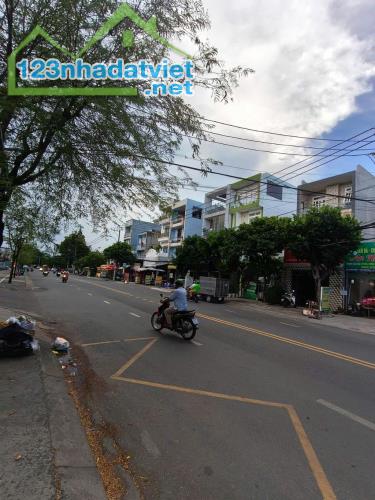 MẶT TIỀN KINH DOANH MAN THIỆN - SÁT LÊ VĂN VIỆT - TNPA 329m2 - 1