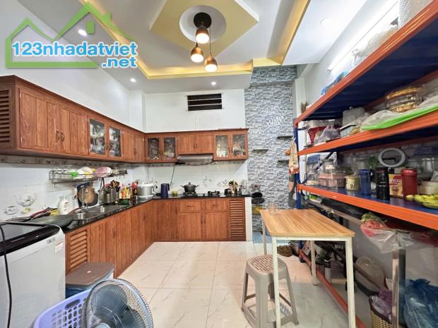 Ngộp Lạc Long Quân - Chợ Tân Bình - 40m2 - HXH 4m - 4 tầng BTCT - 1