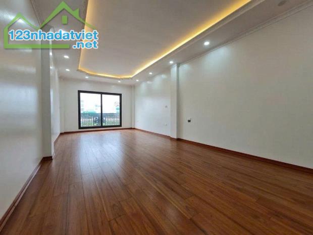 Bán PHÂN LÔ TAM TRINH 60m 6 Tầng - Ô Tô tránh đỗ, Mặt tiền Rộng vỉa hè đá bóng, Thang máy - 2