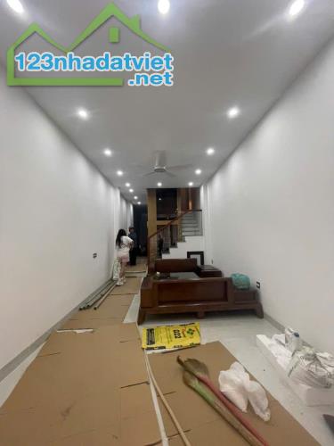 HIẾM! BÁN NHÀ ĐƯỜNG NGÔ QUYỀN - HÀ ĐÔNG - 47M2 - 5 TẦNG CÓ THÁNG MÁY - NHÀ MỚI VÀO Ở NGAY