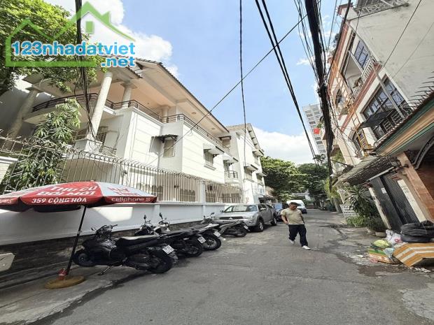 Bán nhà hạ chào 3 tỷ  HXH thông, tránh Yên Thế, P2, Tân Bình, 110m2, 3 tầng, giá rẻ