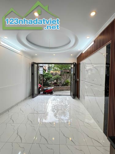 Bán nhà 5 tầng – Ô tô cách 10m – Đông Thiên, Hoàng Mai – 6.8 tỷ lh 0975124520