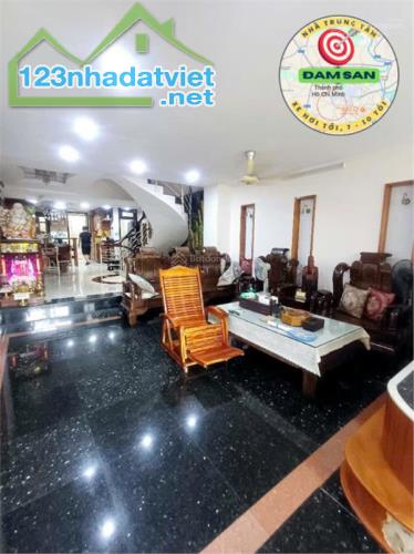 🏡 Bán nhà HXH 666 3/2, Q.10, nở hậu, xe hơi ngủ, 9.x tỷ!