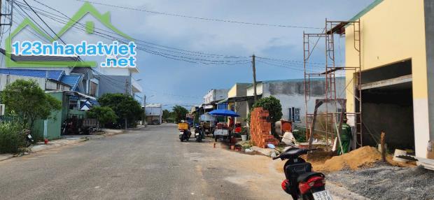 100m2 thổ cư đường số 9 nội khu dân cư Hải Sơn, Đức Hòa, Long An giá 1,65 tỷ - 2