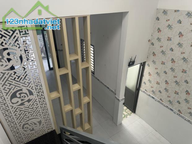 🏡 NHÀ 2 TẦNG BTCT – CÁCH NGUYỄN ẢNH THỦ 100M – Q.12 – SỔ RIÊNG HOÀN CÔNG ĐỦ - 2