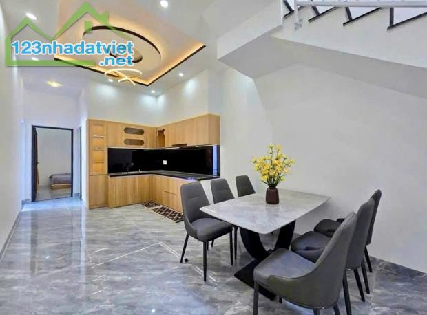 BÁN NHÀ 2 TẦNG 100M2- TRẦN QUANG KHẢI – HẺM Ô TÔ – GẦN BIG C (GO) DĨ AN. - 2