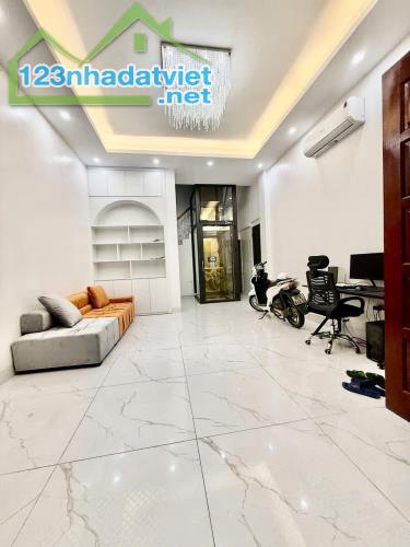 LÒ ĐÚC NGUYỄN CAO HAI BÀ TRƯNG 50m GIÁ 11 TỶ 950 TRIỆU