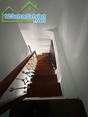 LÒ ĐÚC NGUYỄN CAO HAI BÀ TRƯNG 50m GIÁ 11 TỶ 950 TRIỆU - 4