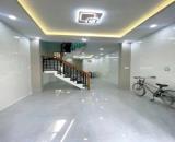 Chủ nhà ngộp, bán gấp nhà 55m2 hẻm Nguyễn Thái Sơn p15 Gò Vấp 3tỷ3 SHR