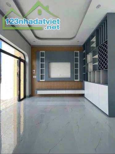 Bể nợ cần bán nhà gấp tại Củ Chi, Giá 1tỷ220, DT323m2, SHR - 1