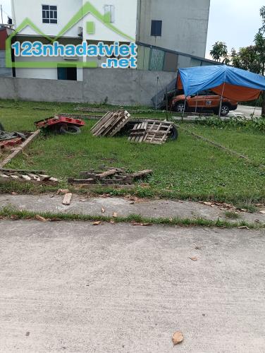 Bán - Đất -Bìa Làng - Xã Quang Tiến (Sóc Sơn)-54M2-2, 3Tỷ - Đường Thông Ô Tô