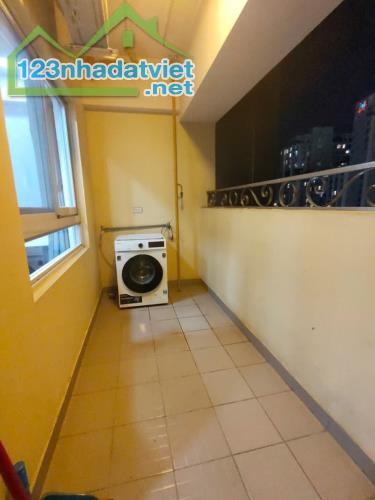Bán Gấp Căn Hộ Cosmo City - Nguyễn Thị Thập, 98m2 3PN  Full Nội Thất - 2