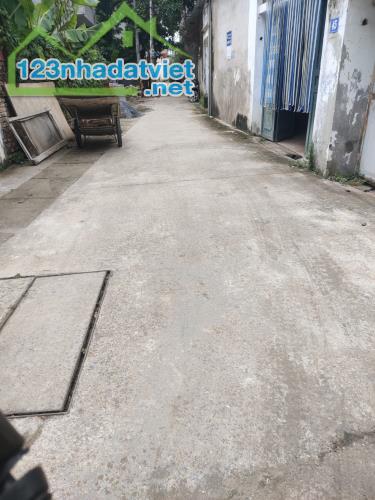 Bán đất Liên Mạc, 36m2, mặt tiền 3,5m, phân lô, ô tô,  nhỉnh 3tỷ.