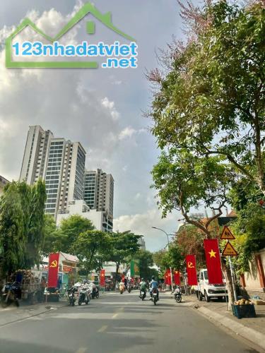 BIỆT THỰ THẢO ĐIỀN, DT 220M²(NGANG 7M) x 4 TẦNG, 11 PHÒNG, MT ĐƯỜNG SỐ 59 - 4