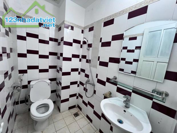 🌟 NHÀ ĐẸP LẠC LONG QUÂN – Ô TÔ ĐỖ CỬA – THANG MÁY – 8 PHÒNG CÔNG NĂNG CAO – Ở NGAY KHÔNG - 2