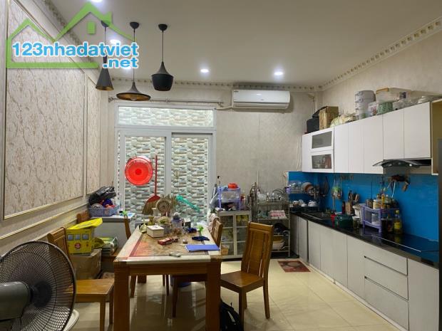 ĐỊNH CƯ Bán Nhà Đẹp 3 Tầng Nguyễn Tri Phương, 56m2, 8.2 Tỷ TL - 1